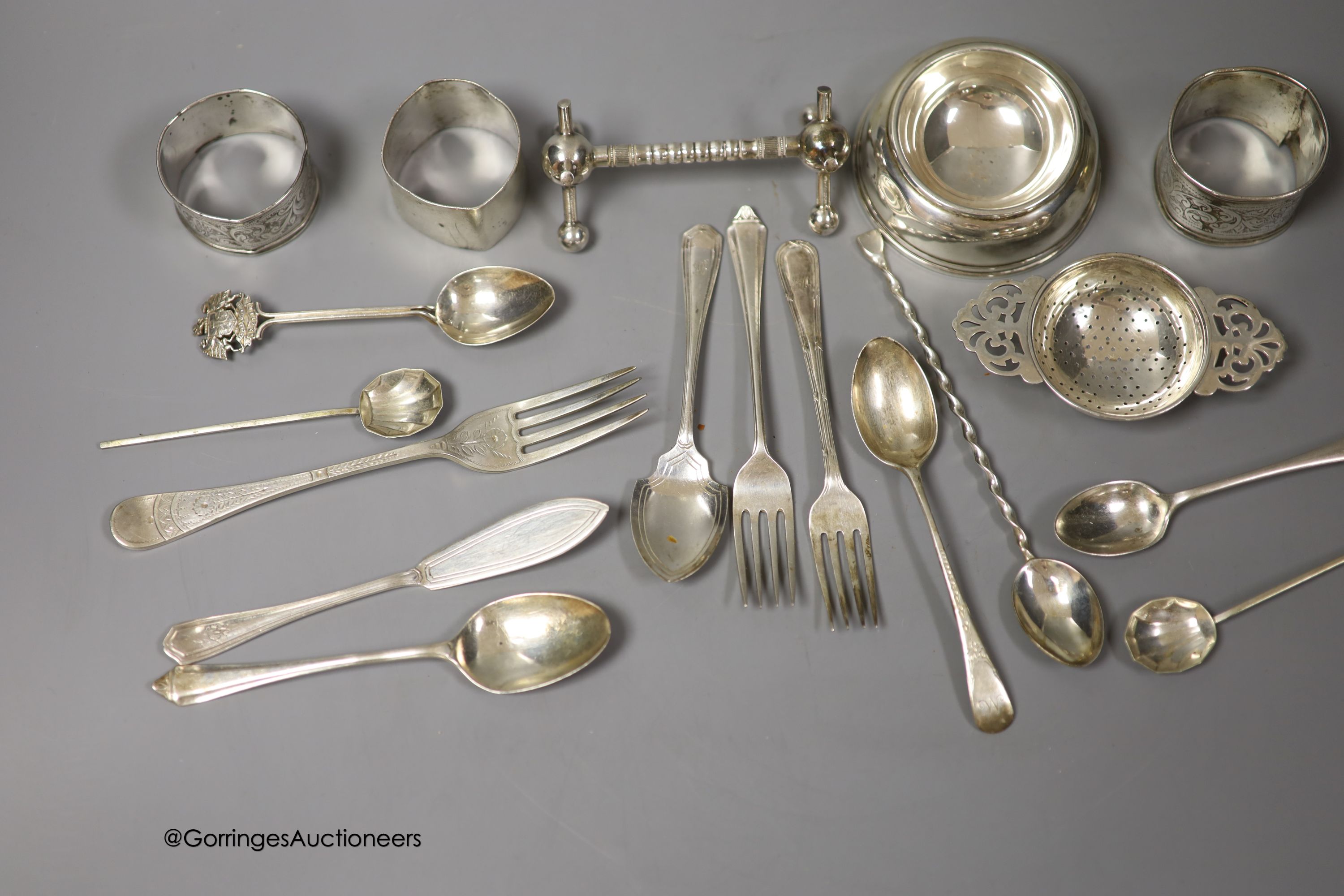 Minor small silver including teaspoons, butter knife, napkin rings etc. and four silver plated items